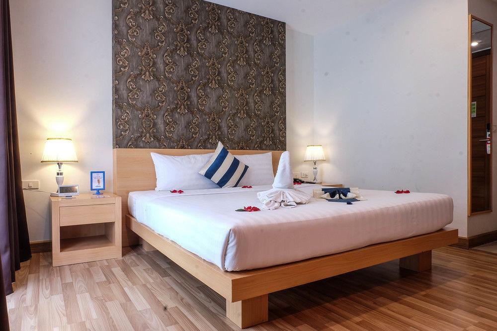 Icheck Inn Central Patong Eksteriør billede