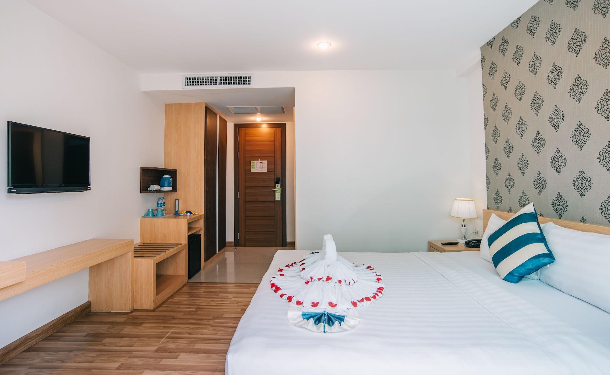 Icheck Inn Central Patong Eksteriør billede