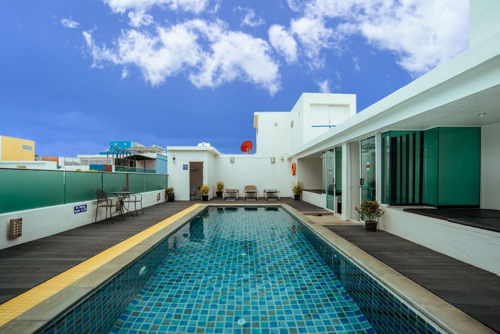 Icheck Inn Central Patong Eksteriør billede