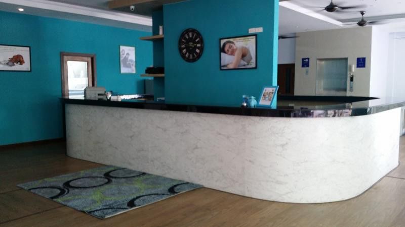 Icheck Inn Central Patong Eksteriør billede