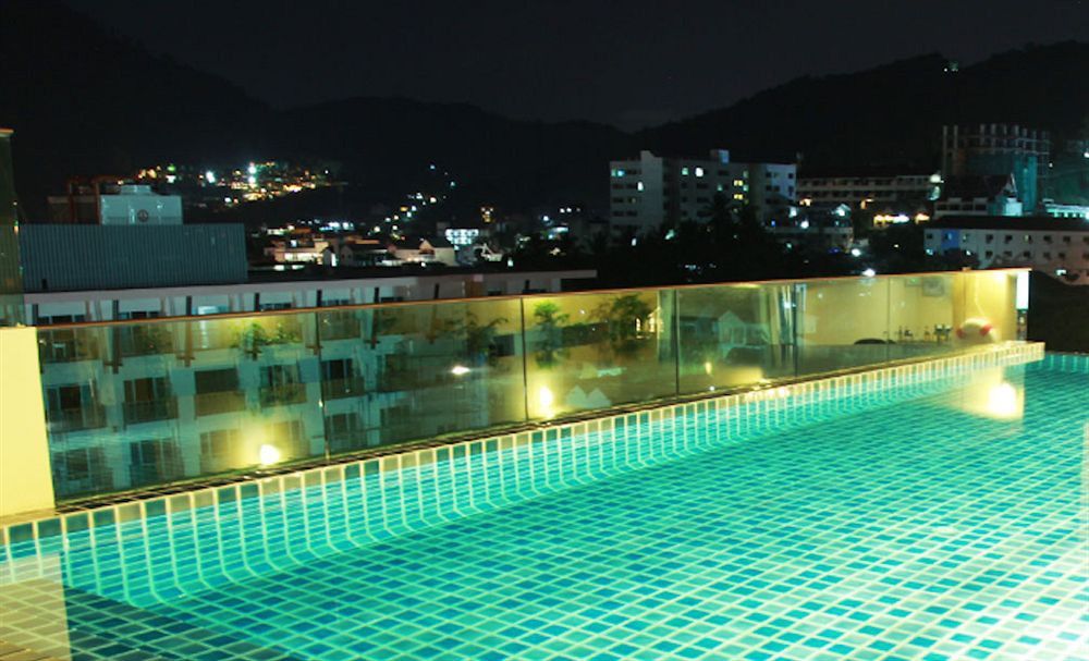Icheck Inn Central Patong Eksteriør billede