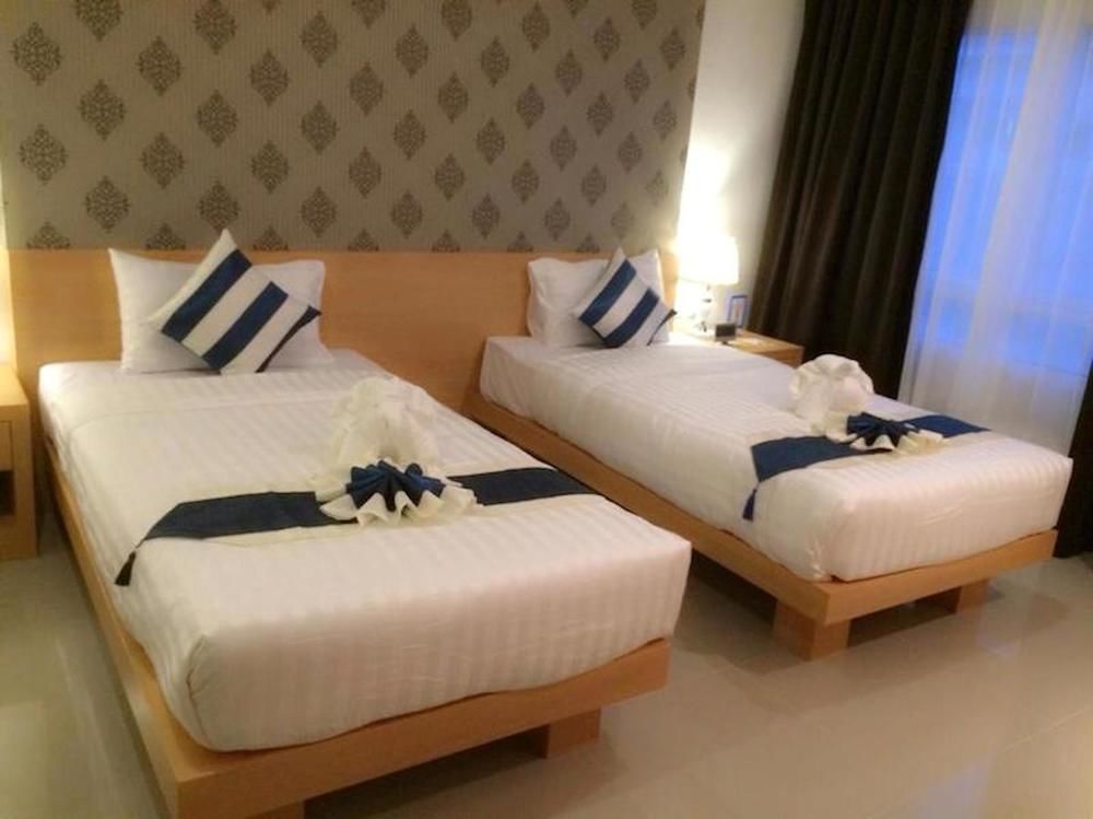 Icheck Inn Central Patong Eksteriør billede