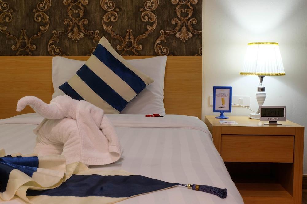 Icheck Inn Central Patong Eksteriør billede